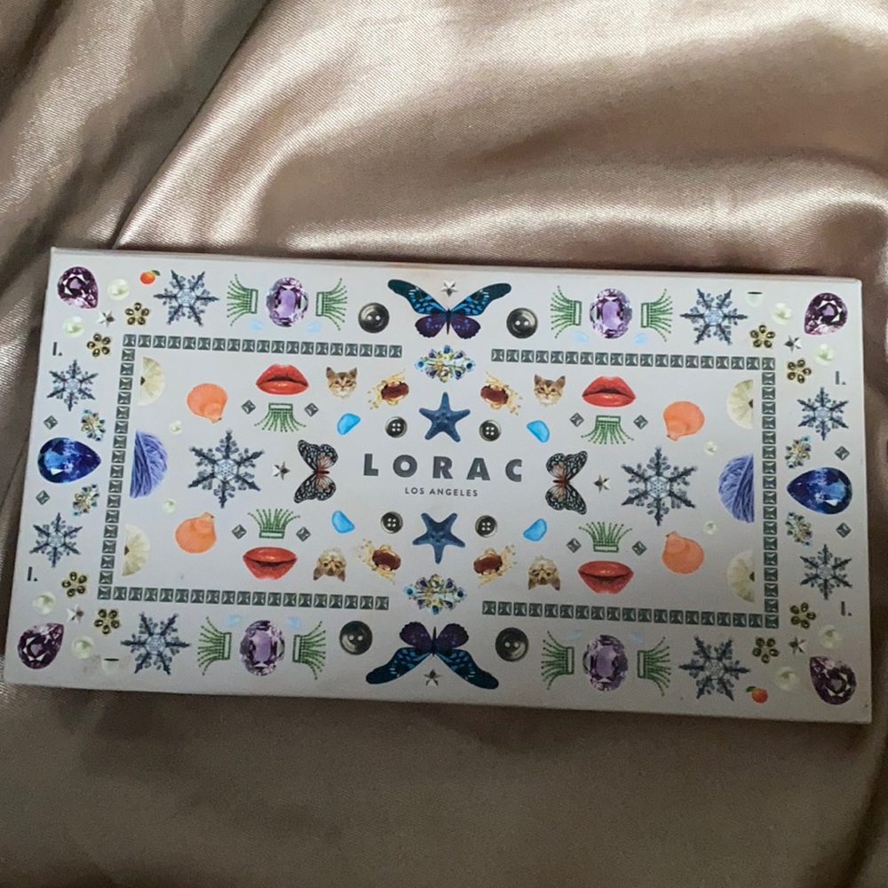 Lorac eyeshadow palette